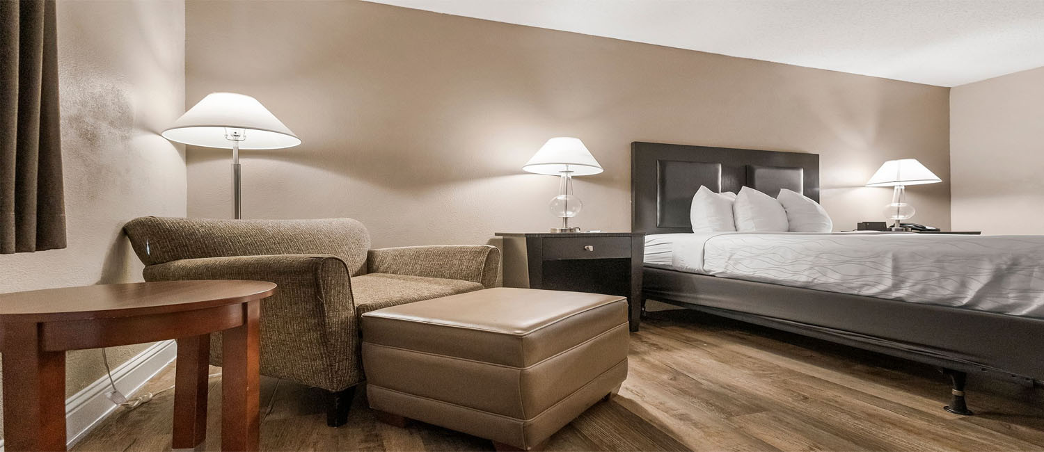 EXPERIENCE COMFORT IN OUR SPACIOUS ACCOMMODATIONS  SUTTER INN OFFERS UNBEATABLE AMENITIES 